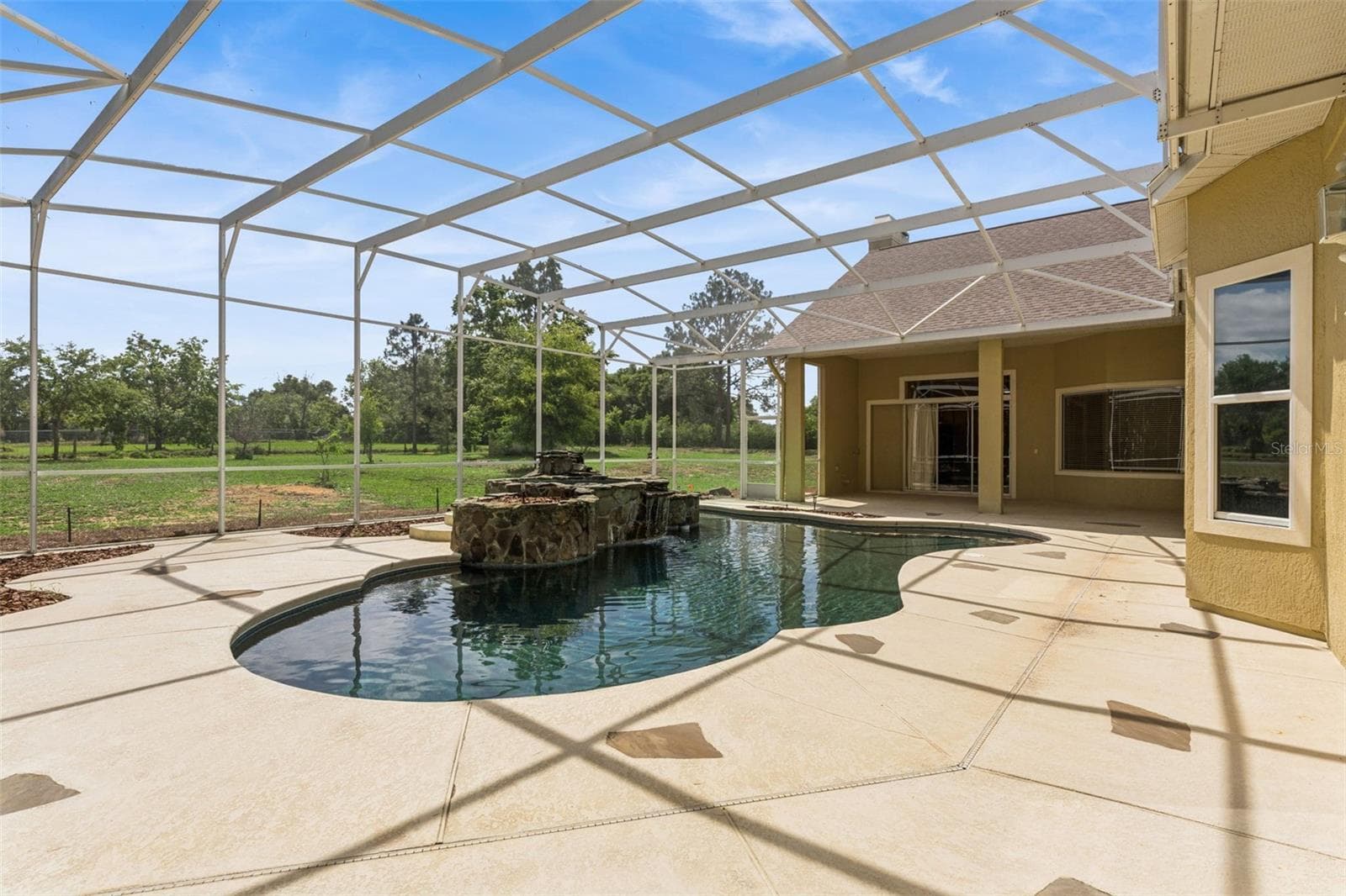 17540 VISTA BELLE COURT — photo 37 of 48