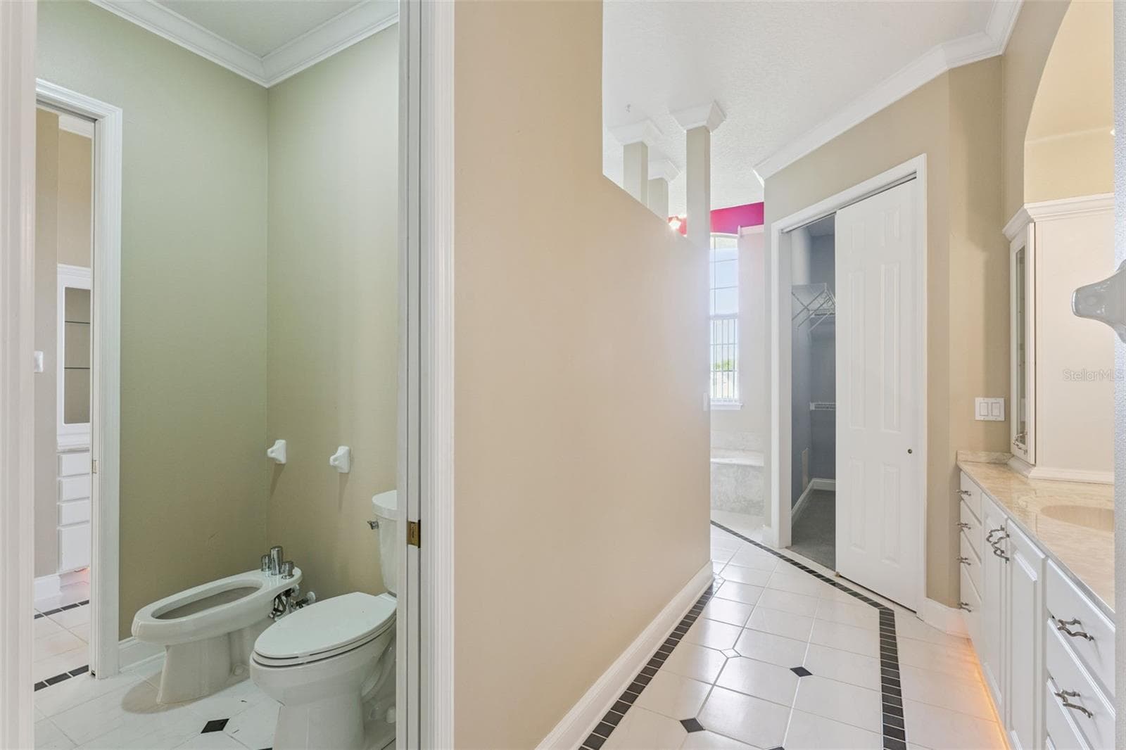 17540 VISTA BELLE COURT — photo 18 of 48