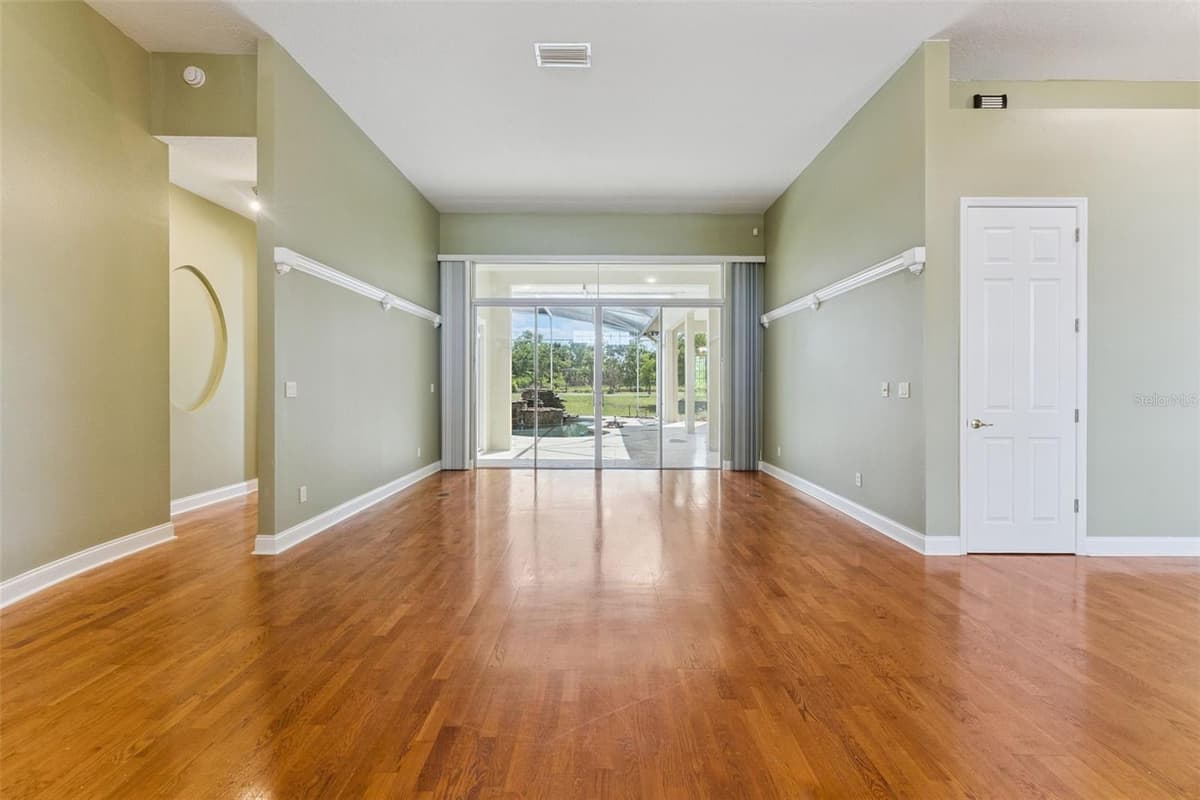 17540 VISTA BELLE COURT — photo 7 of 48
