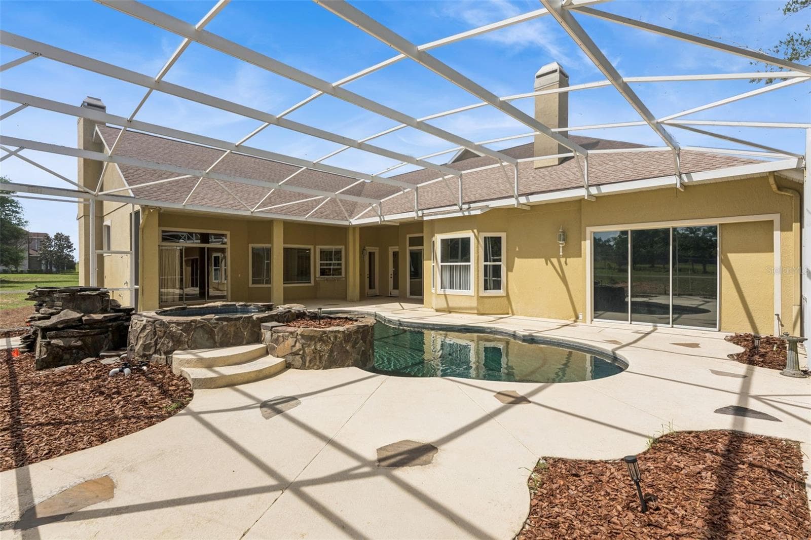 17540 VISTA BELLE COURT — photo 34 of 48