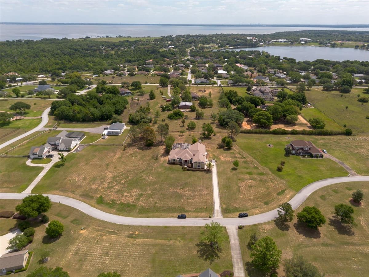 17540 VISTA BELLE COURT — photo 47 of 48