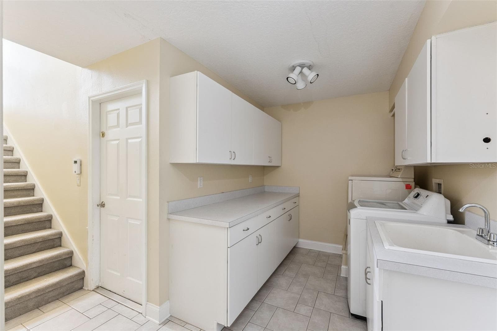 17540 VISTA BELLE COURT — photo 24 of 48