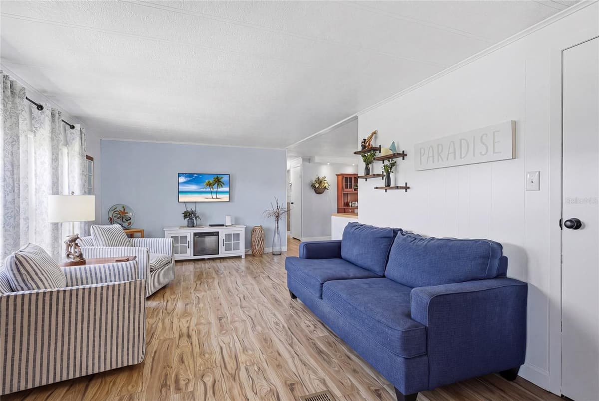 238 PALM AIR DRIVE — photo 17 of 49