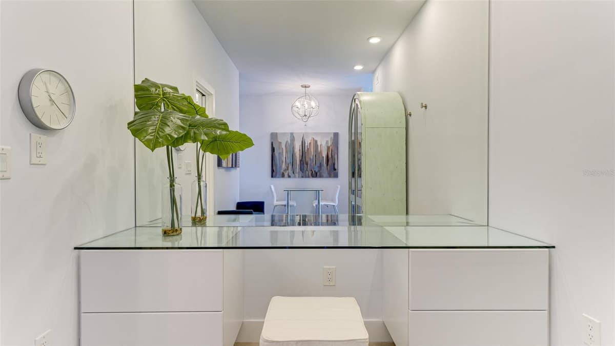 51 MACEWEN DRIVE — photo 19 of 44
