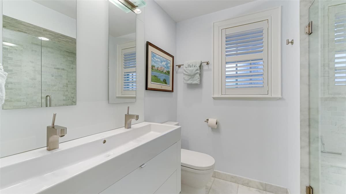 51 MACEWEN DRIVE — photo 20 of 44