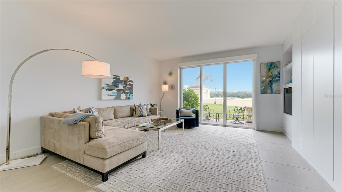 51 MACEWEN DRIVE — photo 8 of 44