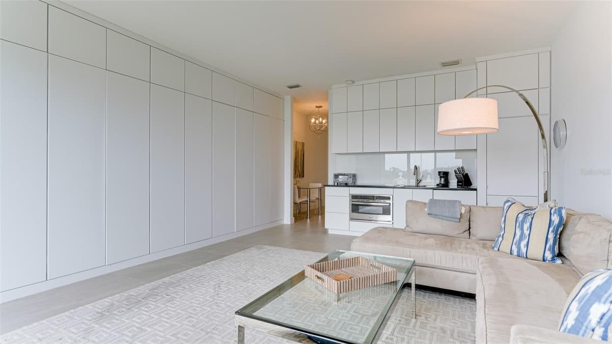 51 MACEWEN DRIVE — photo 11 of 44