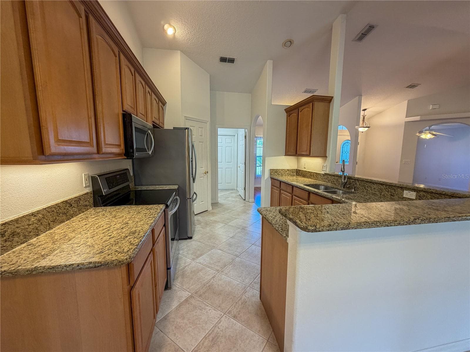 17638 WINDY PINE STREET — photo 9 of 26