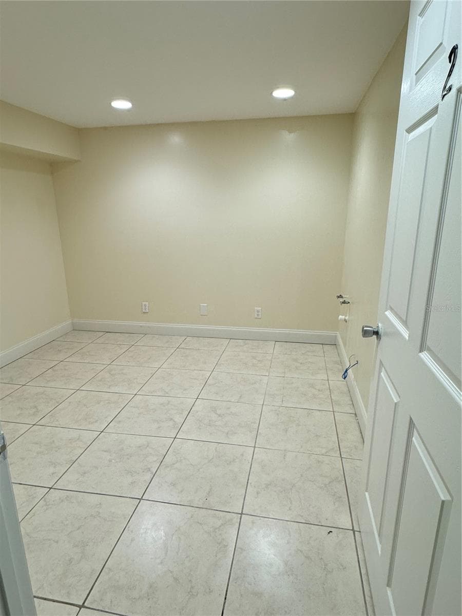 706 7TH STREET — photo 5 of 12