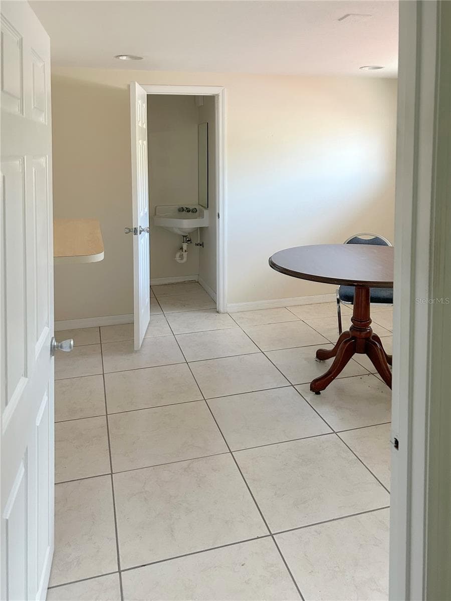706 7TH STREET — photo 12 of 12