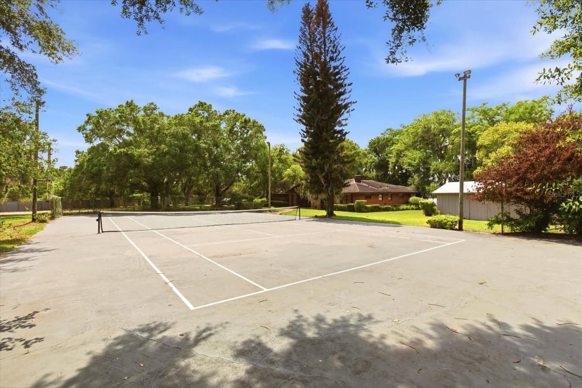 4910 LAKE DRIVE — photo 42 of 73