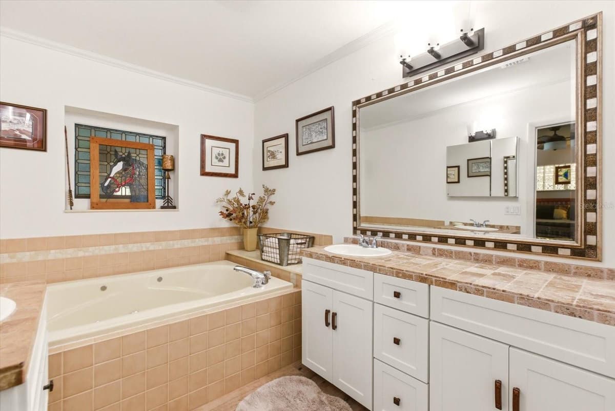 4910 LAKE DRIVE — photo 33 of 73