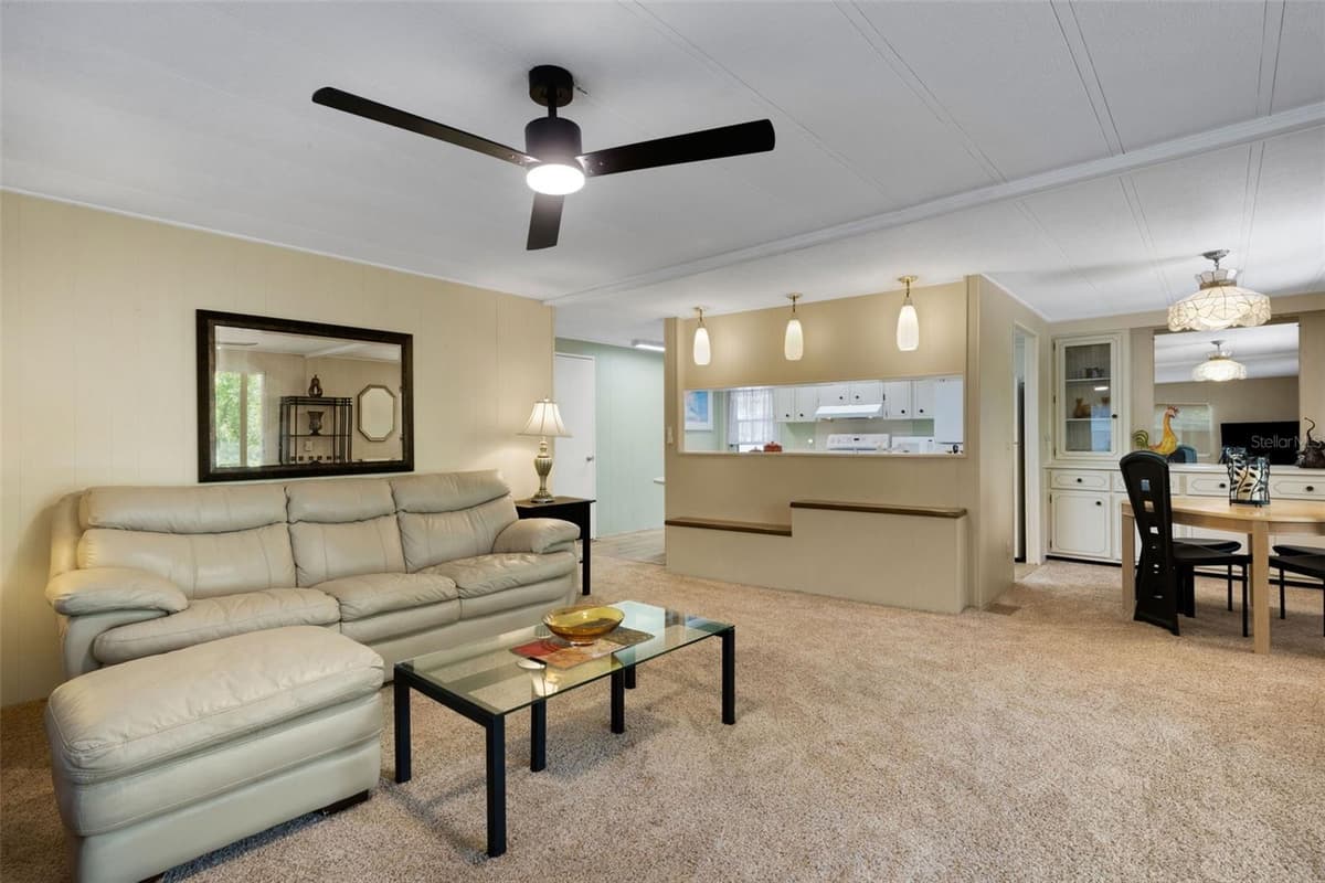 98 CEDAR ELM DRIVE — photo 12 of 39