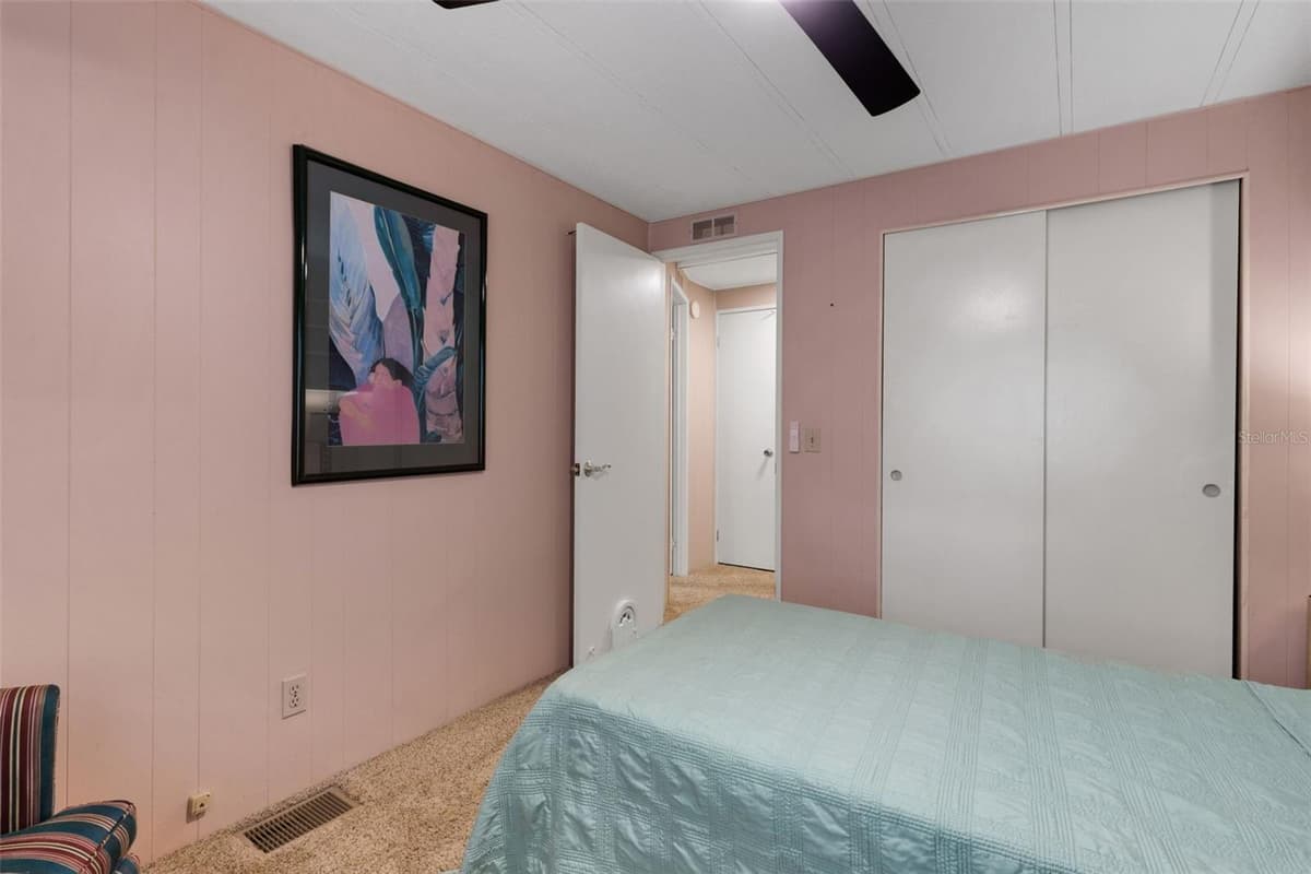 98 CEDAR ELM DRIVE — photo 19 of 39