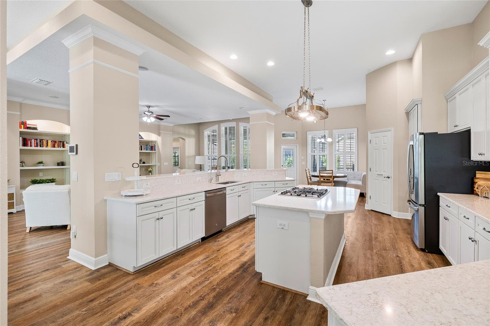 5823 TERNCREST DRIVE — photo 17 of 90