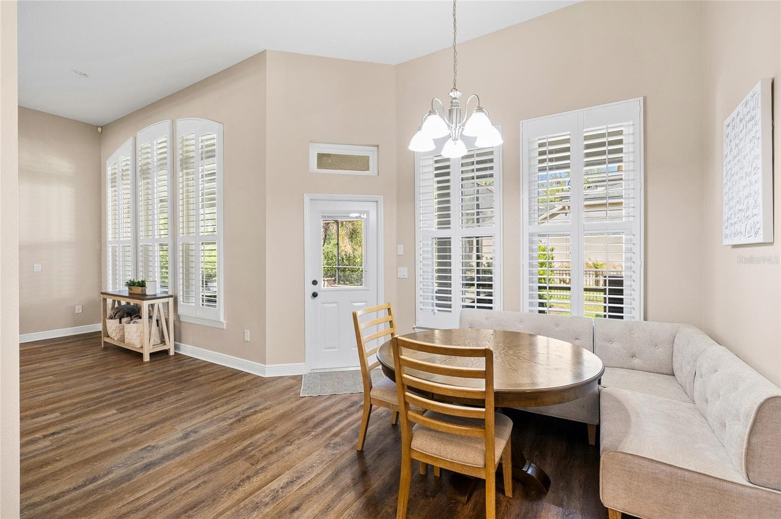 5823 TERNCREST DRIVE — photo 22 of 90