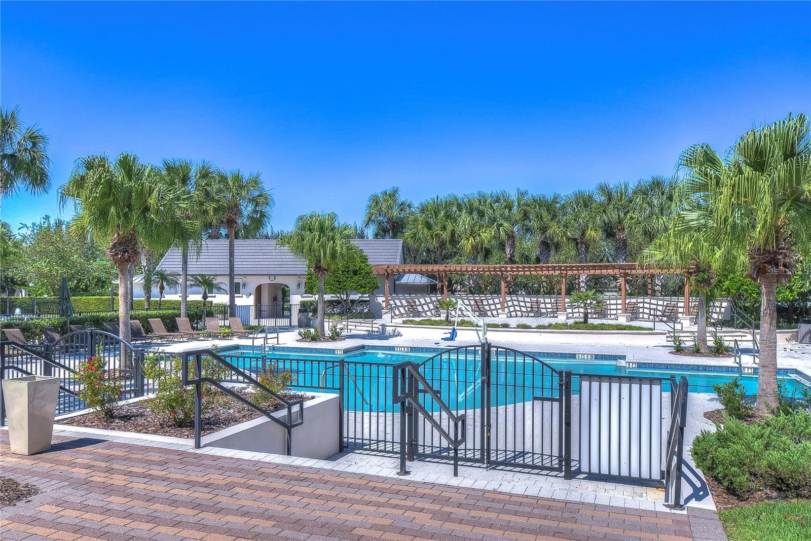 5823 TERNCREST DRIVE — photo 86 of 90