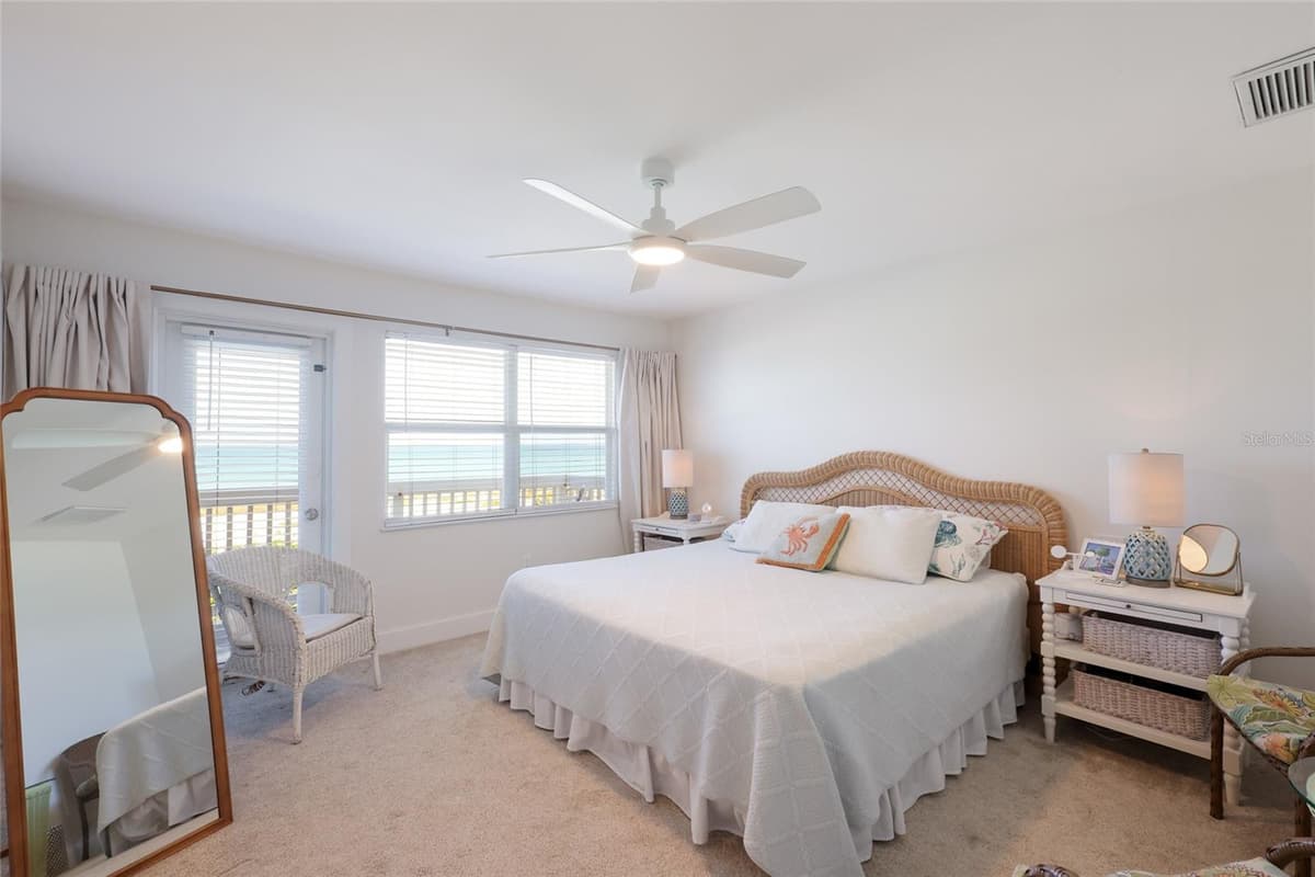 420 GULF BOULEVARD — photo 22 of 40