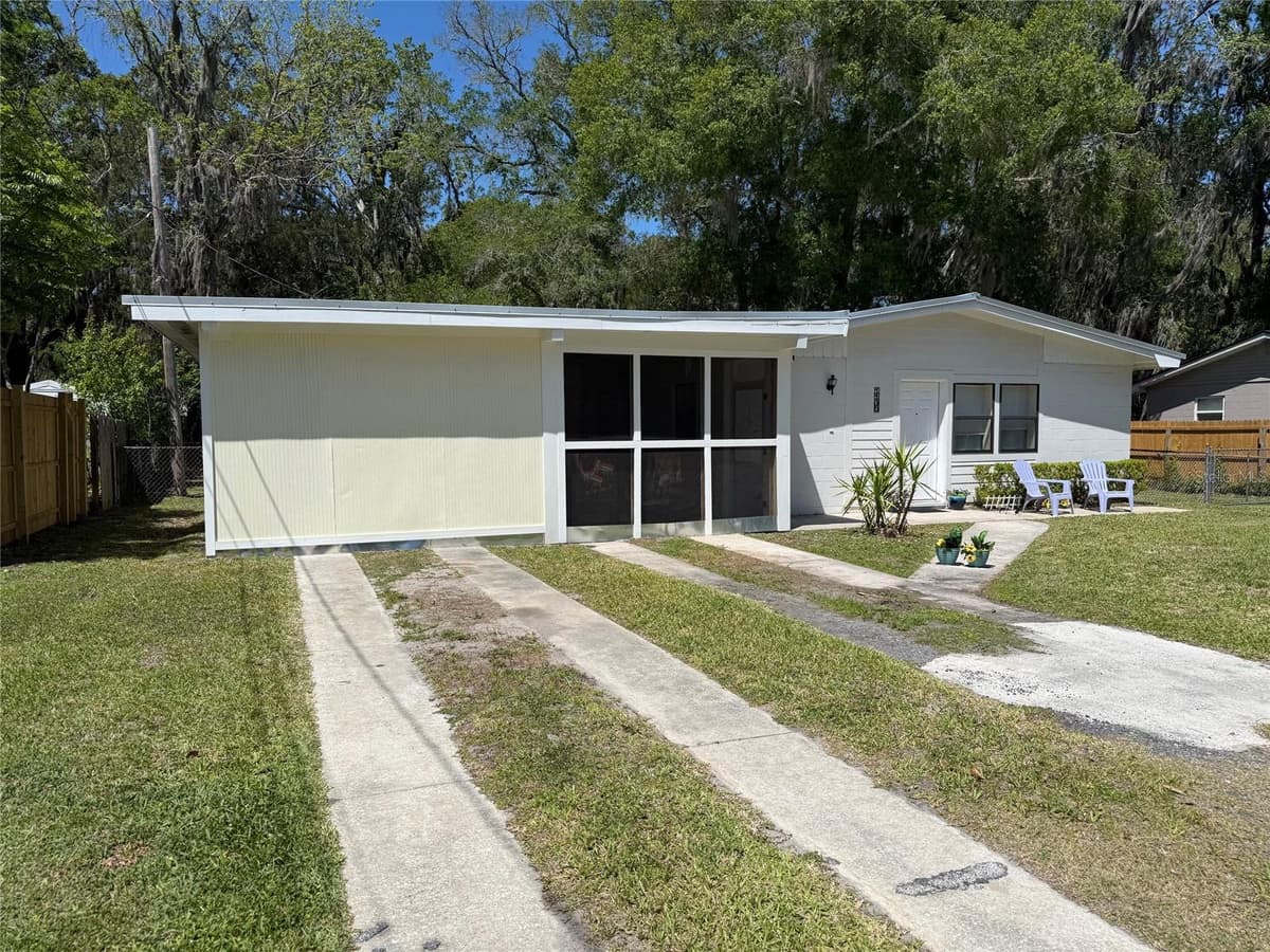 1135 NEIL COURT — photo 20 of 30
