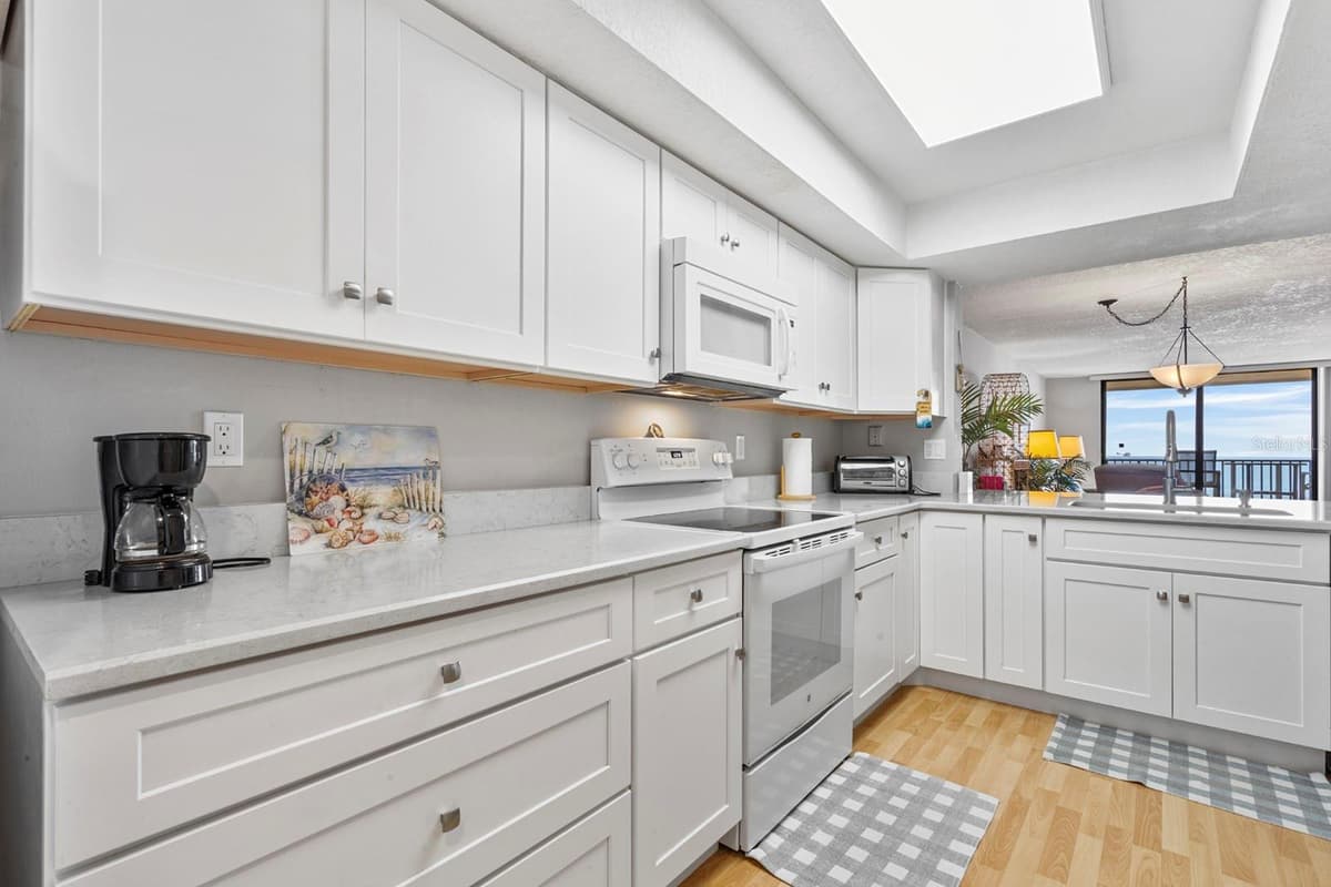 1890 ATLANTIC AVENUE — photo 11 of 34