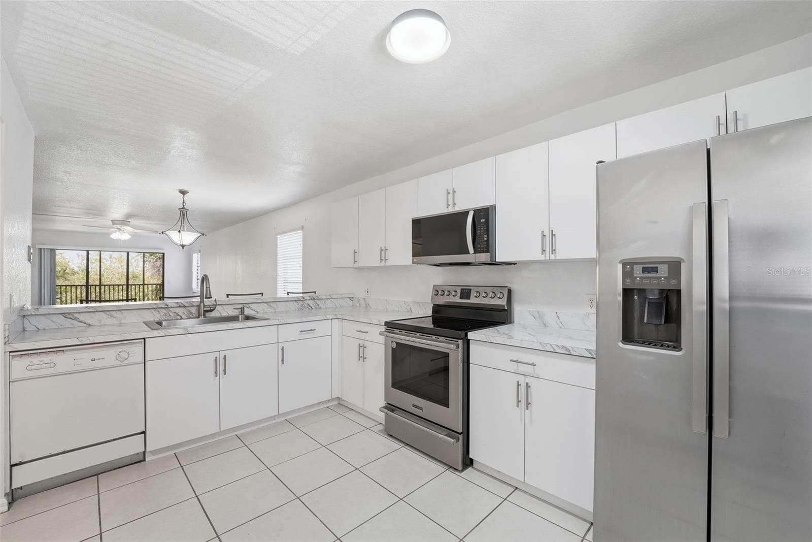 175 KINGS HIGHWAY — photo 7 of 41