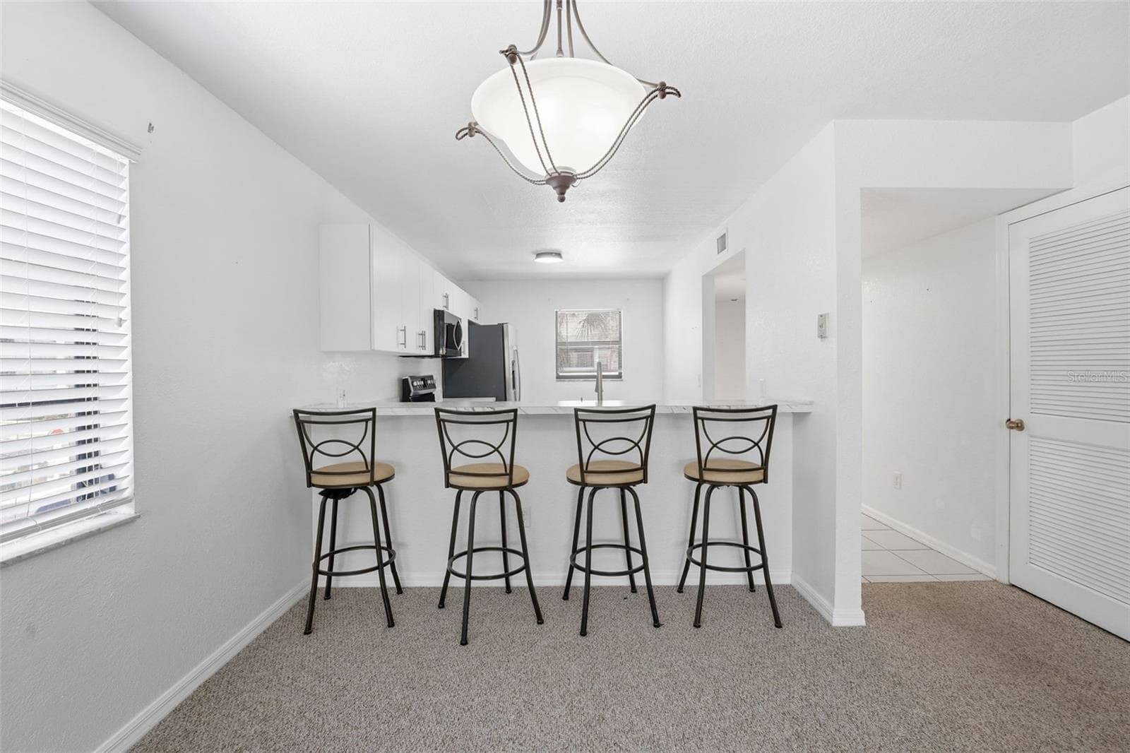 175 KINGS HIGHWAY — photo 10 of 41