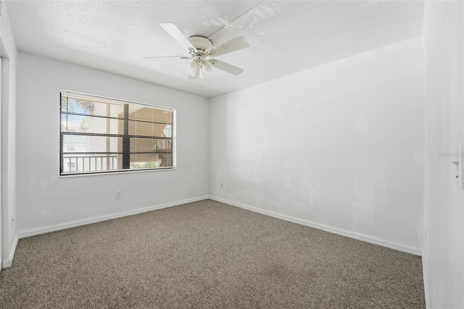 175 KINGS HIGHWAY — photo 19 of 41