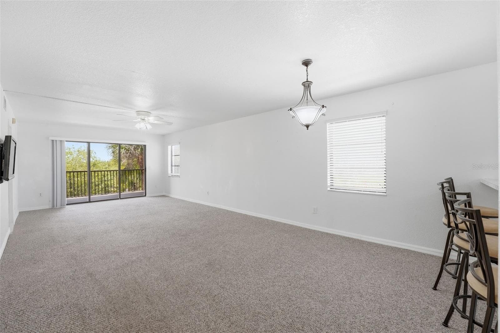 175 KINGS HIGHWAY — photo 9 of 41