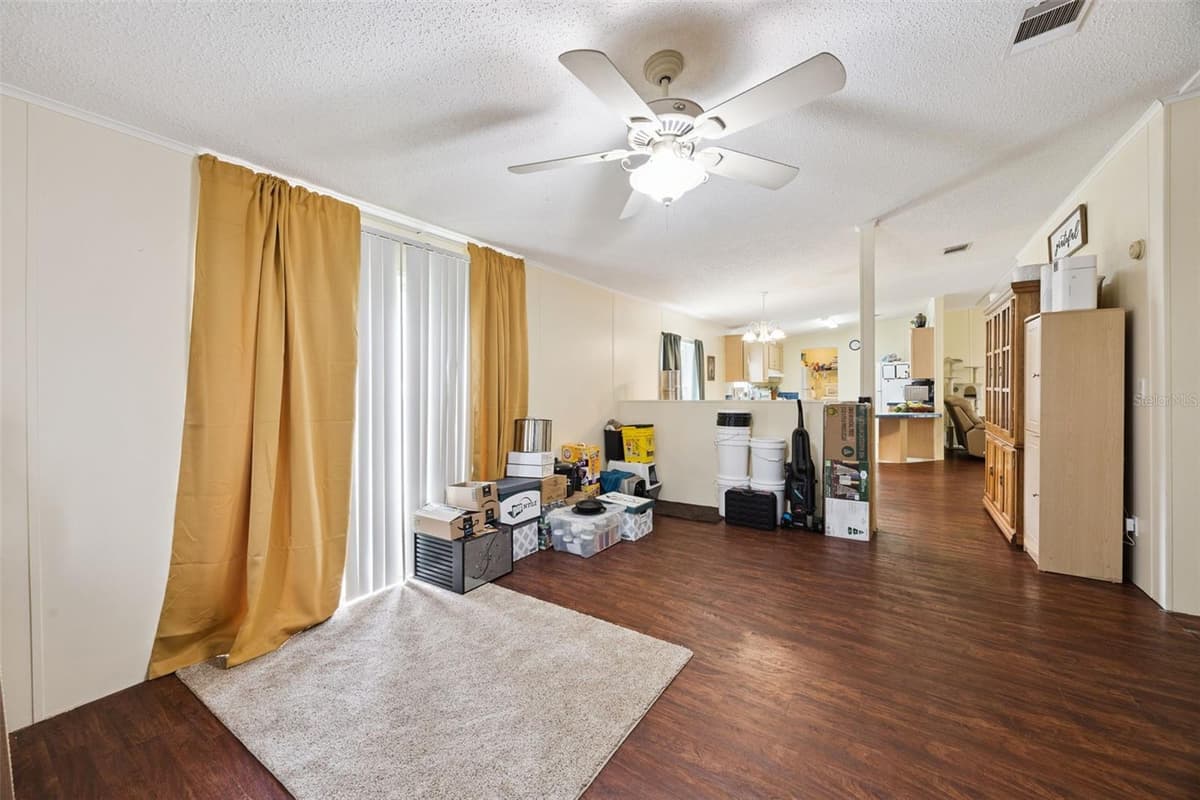 25412 MATHEW STREET — photo 3 of 35