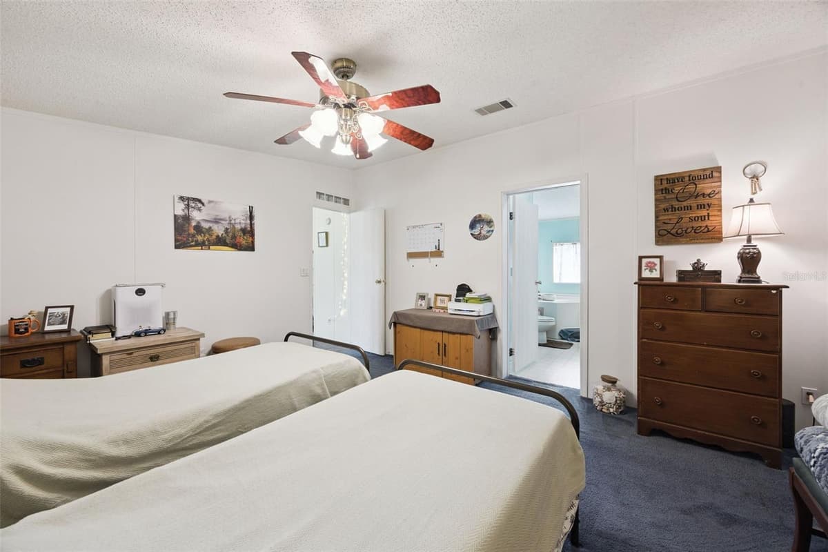 25412 MATHEW STREET — photo 12 of 35