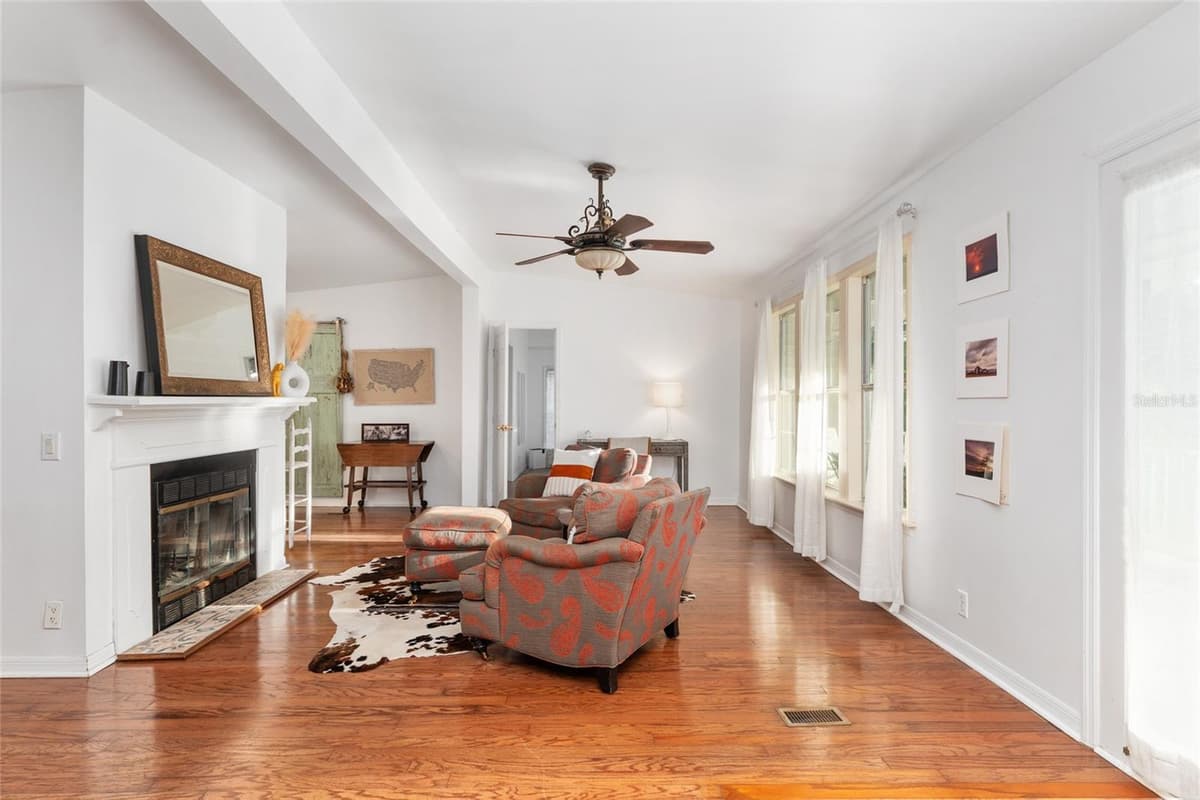 20361 1ST STREET — photo 11 of 62