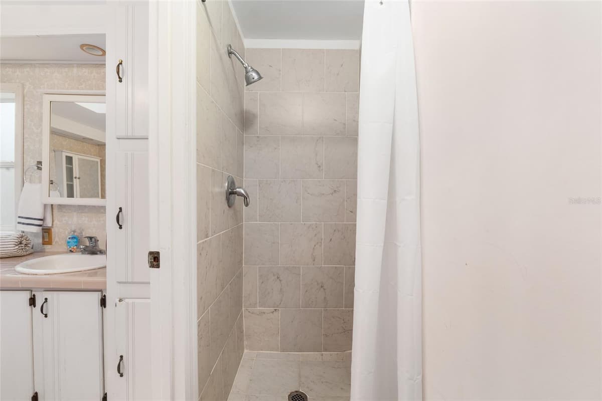 20361 1ST STREET — photo 37 of 62