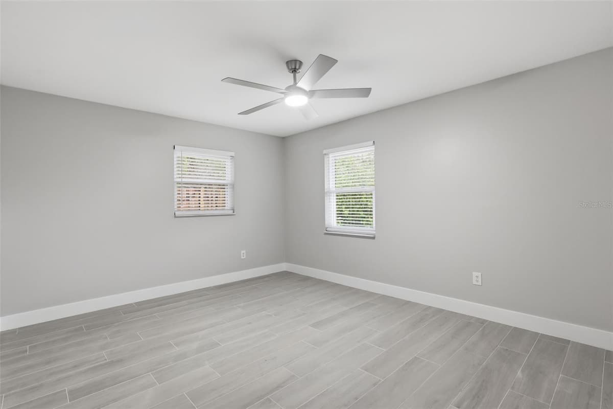 550 MINNESOTA AVENUE — photo 39 of 48
