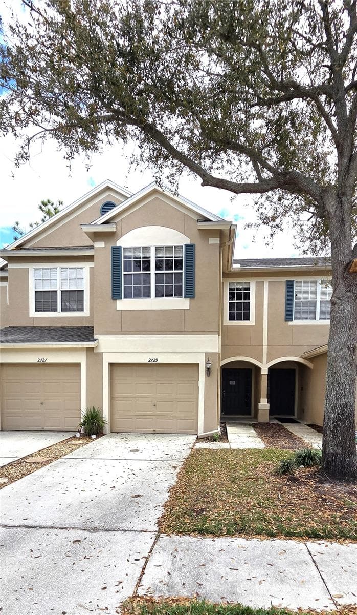 2729 CONCH HOLLOW DRIVE — photo 2 of 34