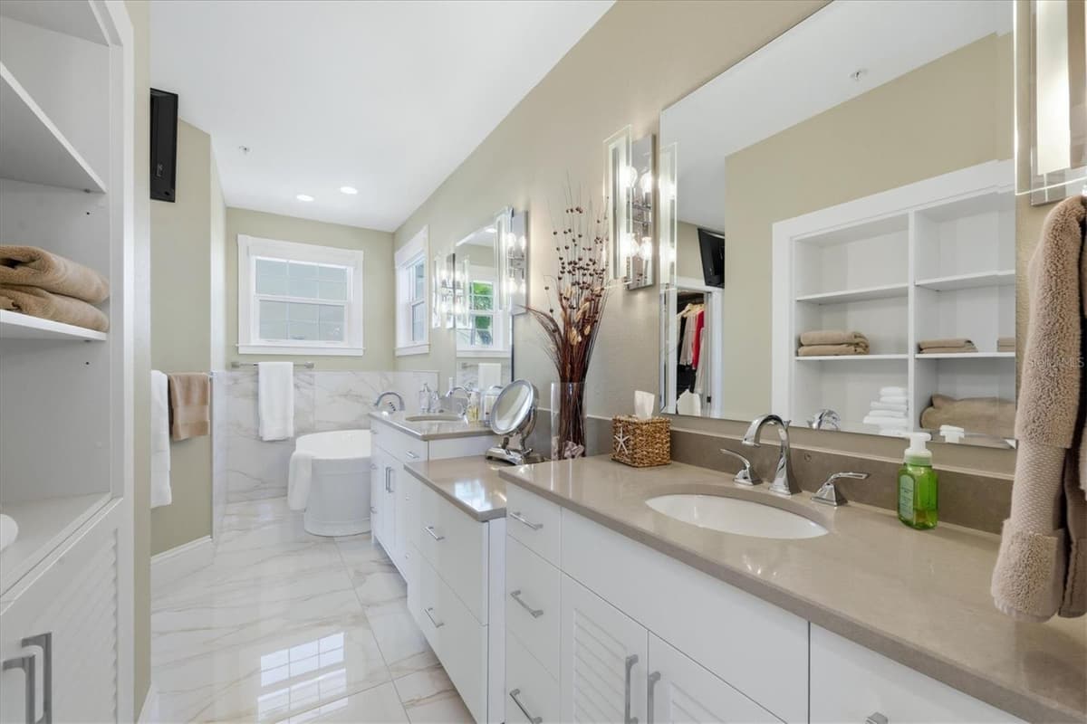 6950 PALM ISLAND DRIVE — photo 37 of 76