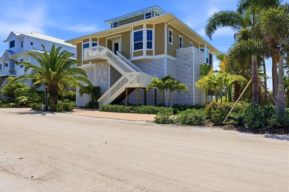 6950 PALM ISLAND DRIVE — photo 4 of 76