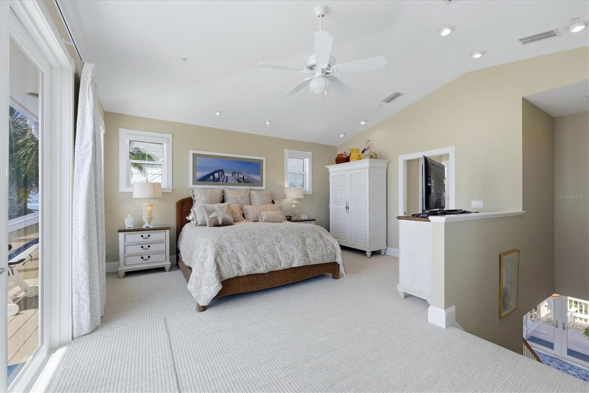 6950 PALM ISLAND DRIVE — photo 27 of 76