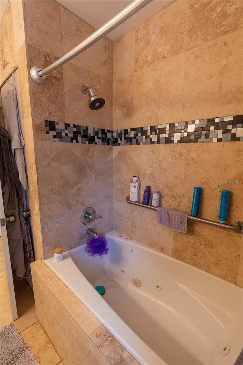 33 SOUTHWIND DRIVE — photo 30 of 50