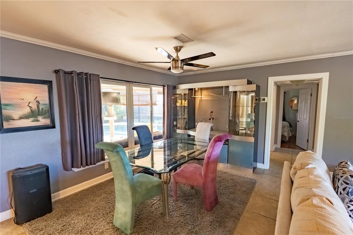 33 SOUTHWIND DRIVE — photo 7 of 50