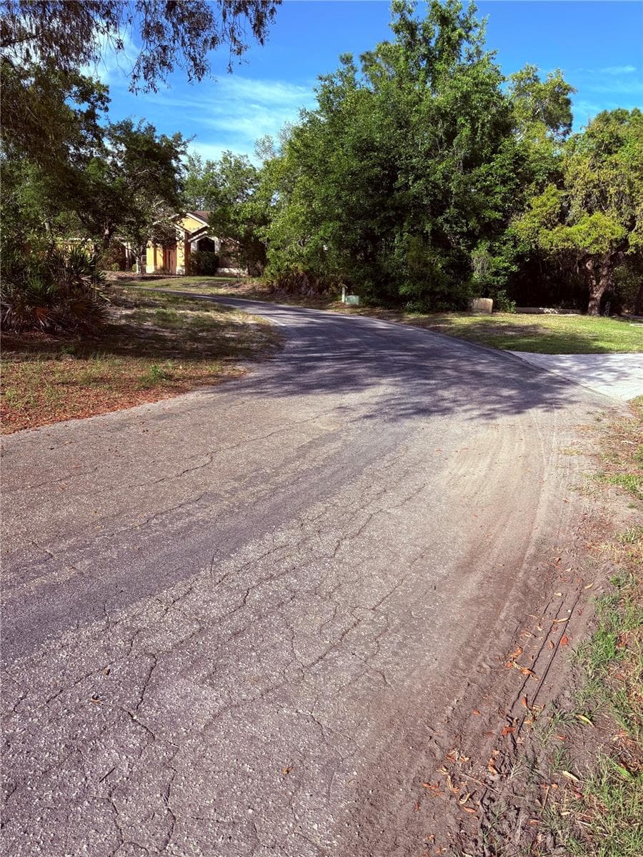 21 SWEETBAY COURT — photo 4 of 5