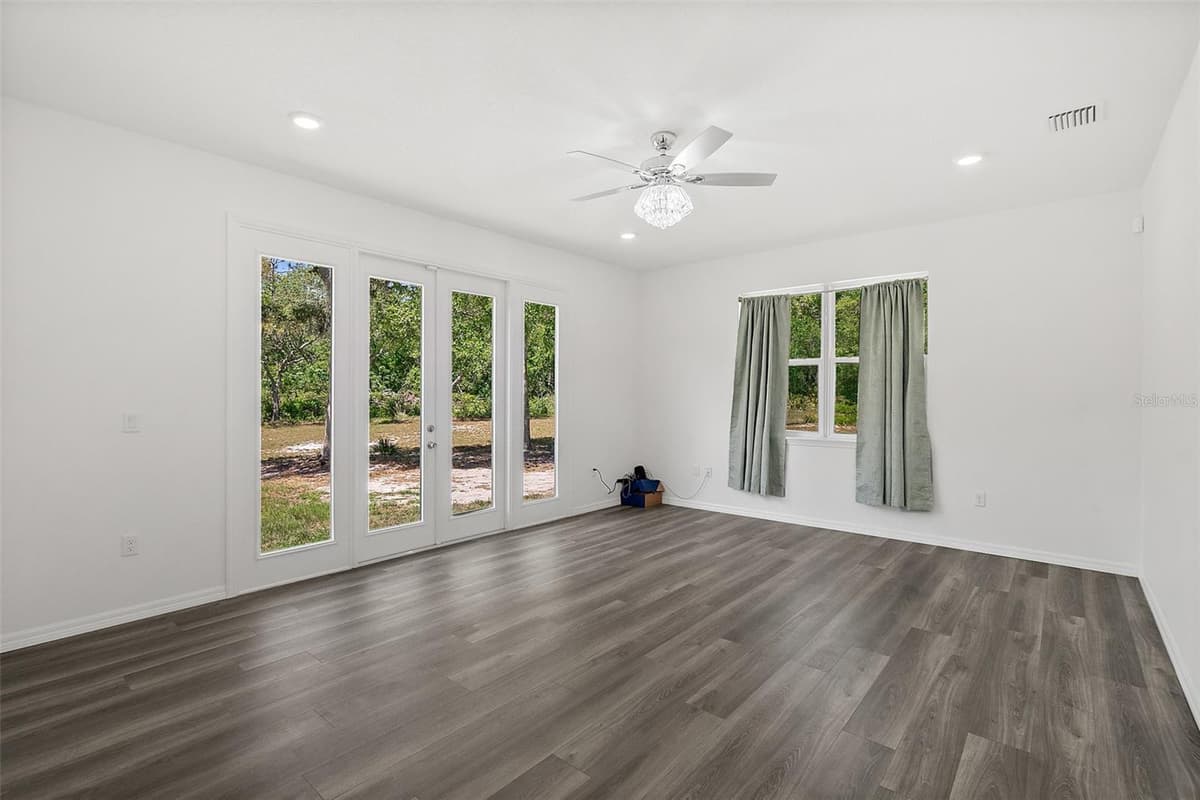 1370 BUCKLES ROAD — photo 15 of 59