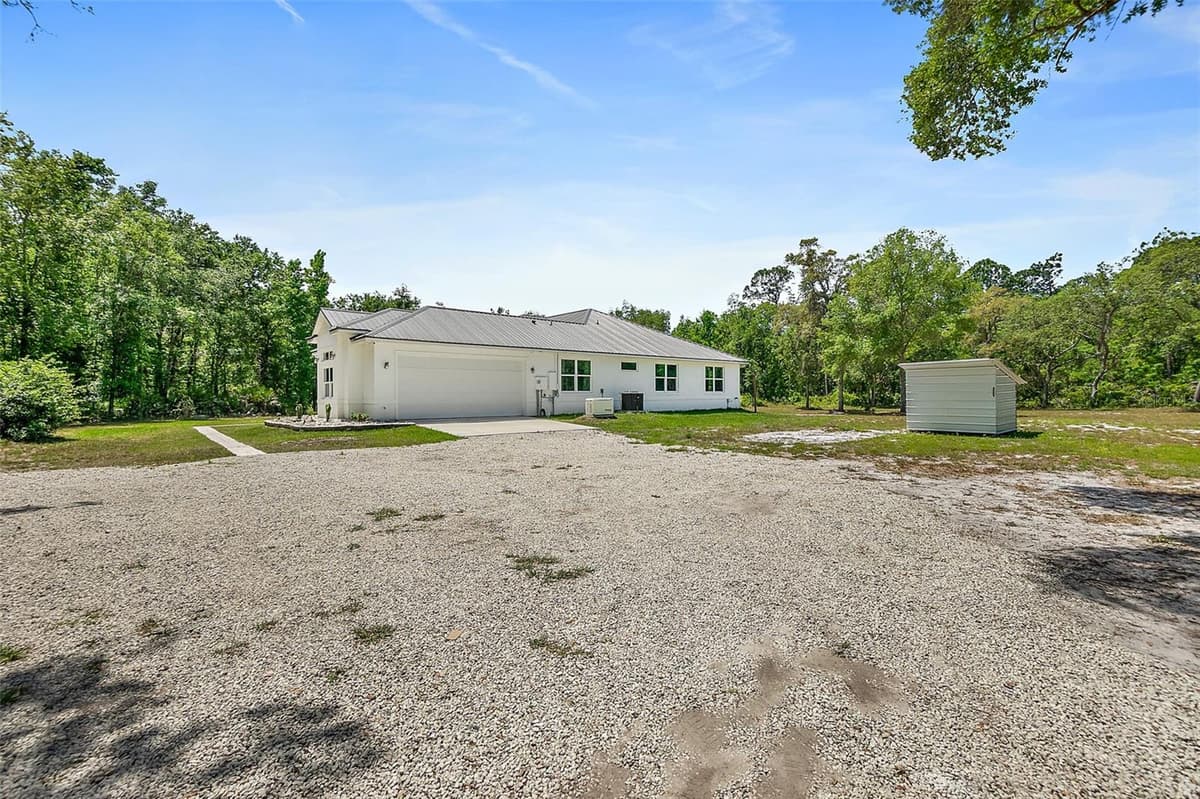 1370 BUCKLES ROAD — photo 44 of 59