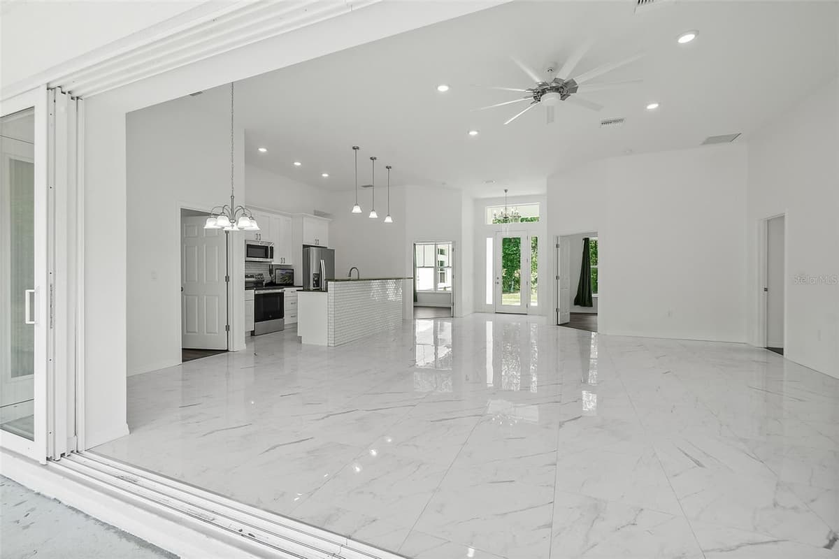 1370 BUCKLES ROAD — photo 6 of 59