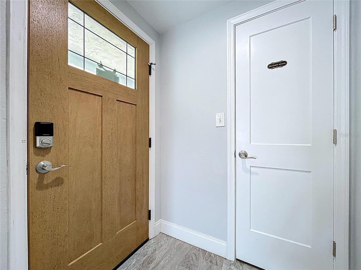 4930 BAY PARK DRIVE — photo 5 of 89