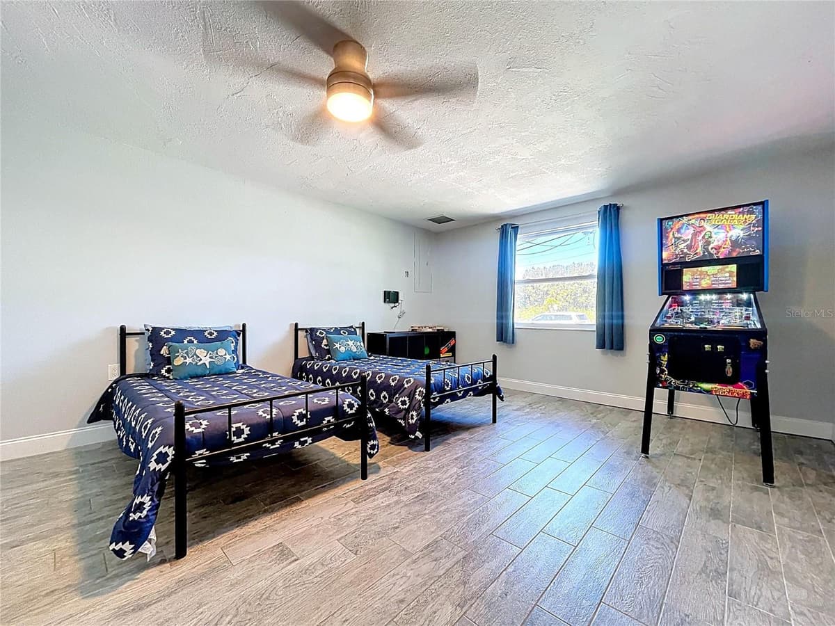 4930 BAY PARK DRIVE — photo 44 of 89