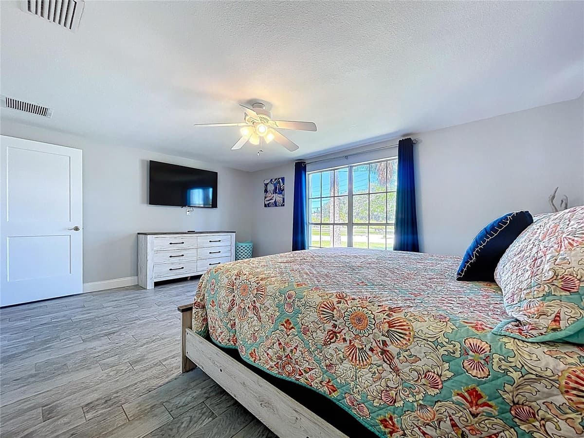 4930 BAY PARK DRIVE — photo 35 of 89