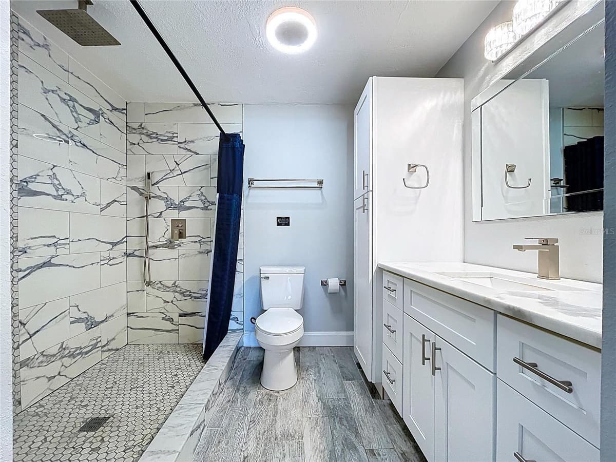 4930 BAY PARK DRIVE — photo 41 of 89