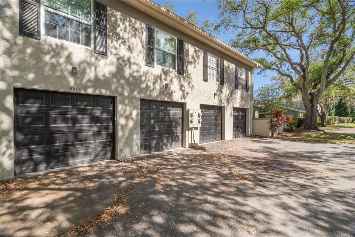 6322 TREETOP CIRCLE — photo 27 of 46