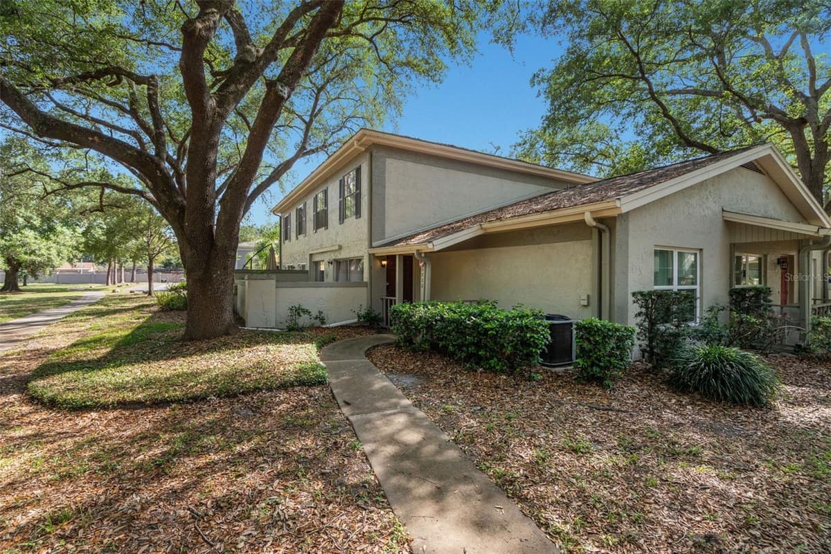 6322 TREETOP CIRCLE — photo 2 of 46
