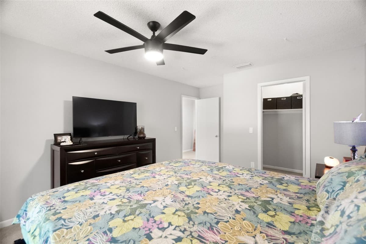 6322 TREETOP CIRCLE — photo 19 of 46